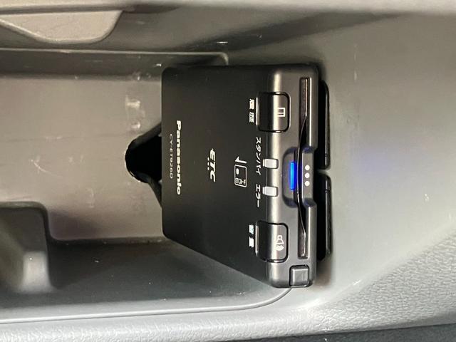 NV350キャラバンバン スーパーロングワイドDX クロムギアパッケージ スーパーロング/ハイルーフ/ナビTV/Bluetooth/ETC/バックカメラ/リアクーラー/純正アルミホイール/キーレス/フォグライト/リアシートベルト/エアバック(56枚目)