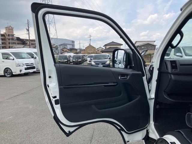 TOYOTA HIACE VAN LONG SUPER GL DARK PRIME S