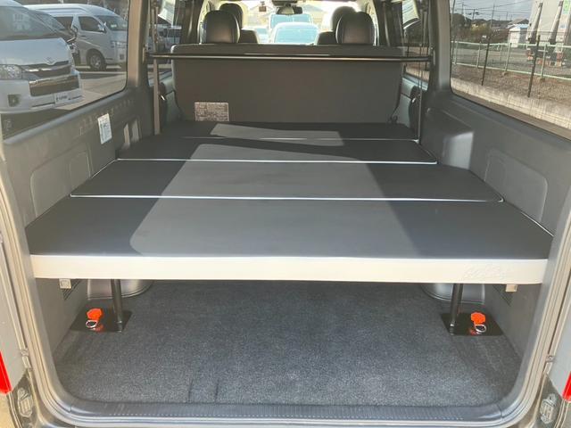 ハイエースバン スーパーGL ダークプライムII 1オーナー/ナビTV/Bluetooth/バックカメラ/ETC/ステアリングリモコン/クリアランスソナー/トヨタセーフティーセンス/LEDヘッドライト/AC100V電源/スマートキー/ベッドキット(67枚目)