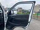 グランドキャビン　登録済未使用車／４ＷＤ／４列１０人乗り／デジタルインナーミラー／パノラミックビューモニター／パワースライドドア／ＬＥＤヘッドライト／スマートキー／トヨタセーフティーセンス／ＬＥＤフォグ（41枚目）