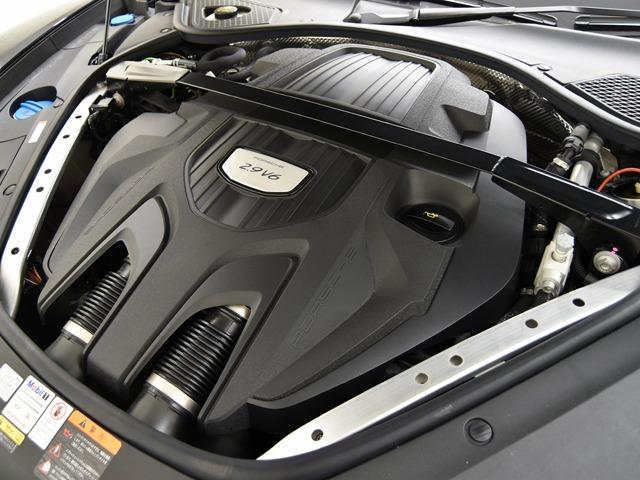 パナメーラ ベースグレード　パノラマＳＲ　４＋１シート　２０ｉｎＡＷ　トラフィックジャムアシスト　ＬＥＤヘッドライト　スモーカーＰＫＧ　プライバシーガラス　パワーテールゲート　ＦシートＨ　カップホルダーカバーフロント　ＡＣＣ（25枚目）