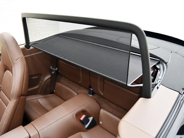 ９１１ ９１１カレラ４Ｓ　カブリオレ　スポーツクロノＰＫＧ　ＯＰ４３３　茶革　ＰＤＬＳ＋　Ｆアクスルリフトシステム　２０／２１ｉｎＡＷ　ＡＣＣ　１４ｗａｙパワーシートメモリーＰＫＧ　ＢＯＳＥ　ポルシェクレストエンボスヘッドレスト　ポルシェエントリー＆ドライブ（31枚目）
