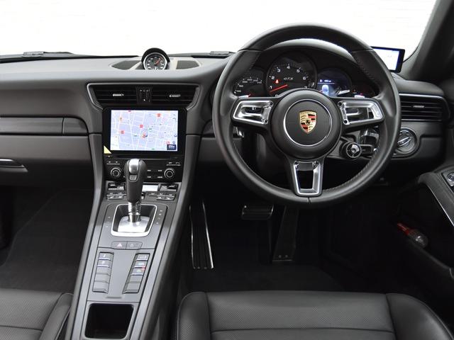 ９１１ ９１１カレラＧＴＳ　スポーツクロノＰＫＧ　ベンチレーター　ポルシェエントリー＆ドライブ　スポーツエグゾースト　前後Ｐセンサー＋Ｂカメラ　パワステ＋　２０ｉｎＡＷ　黒革　ライトデザインＰＫＧ　ＧＴスポーツステアリングホイール　シートＨ　ＰＤＬＳ（12枚目）