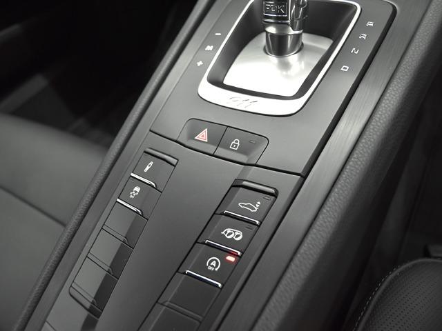 ９１１ ９１１カレラＧＴＳ　スポーツクロノＰＫＧ　ベンチレーター　ポルシェエントリー＆ドライブ　スポーツエグゾースト　前後Ｐセンサー＋Ｂカメラ　パワステ＋　２０ｉｎＡＷ　黒革　ライトデザインＰＫＧ　ＧＴスポーツステアリングホイール　シートＨ　ＰＤＬＳ（16枚目）