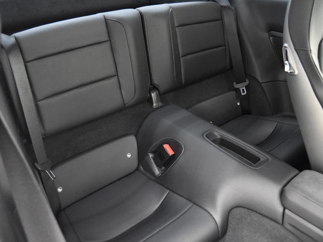 ９１１ ９１１カレラＧＴＳ　スポーツクロノＰＫＧ　ベンチレーター　ポルシェエントリー＆ドライブ　スポーツエグゾースト　前後Ｐセンサー＋Ｂカメラ　パワステ＋　２０ｉｎＡＷ　黒革　ライトデザインＰＫＧ　ＧＴスポーツステアリングホイール　シートＨ　ＰＤＬＳ（25枚目）