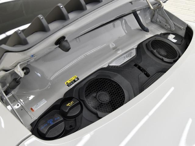 ９１１ ９１１カレラ　スポーツクロノＰＫＧ　スポーツデザインＰＫＧ　ＯＰ４６４　スレートグレー／クレヨンツートンレザー　Ｆ２０Ｒ２１ｉｎＡＷ　ガラスＳＲ　ＡＣＣトラフィックジャムアシスト付　ベンチレーター　パルダオインテリアＰＫＧ　プライバシーガラス　シートＨ　禁煙（29枚目）