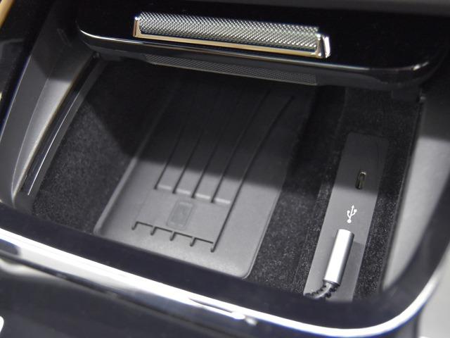 カイエンクーペ ベースグレード　エアサス　スポーツクロノＰＫＧ　ＯＰ３９２　スポーツデザインＰＫＧ　２０２４ｙモデル　２１ｉｎＡＷ　ブラック／ベージュレザーインテリア　リアアクスルステアリング　１８ｗａｙスポーツシート　ＢＯＳＥ　Ｆベンチレーター　４ゾーンＡＣ（24枚目）