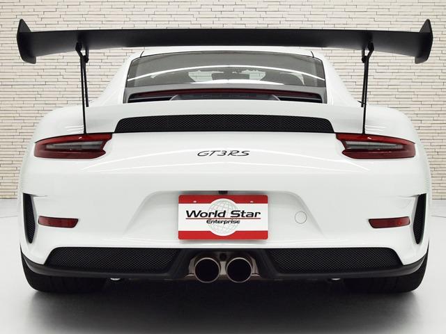 911 911GT3RS スポーツクロノPKG OP124 Fリフトシステム PDLS+ クラブスポーツPKG フルバケットシートカーボン カーボンインテリアPKG スポーツエグゾースト リバーシングカメラ F20R21inAW フロアマット 禁煙(4枚目)