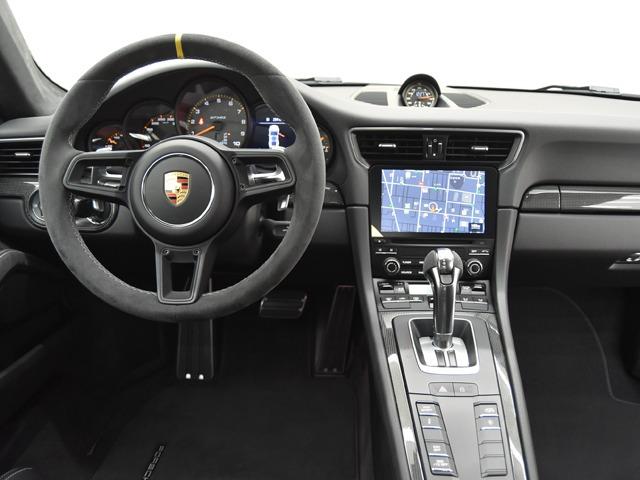 911 911GT3RS スポーツクロノPKG OP124 Fリフトシステム PDLS+ クラブスポーツPKG フルバケットシートカーボン カーボンインテリアPKG スポーツエグゾースト リバーシングカメラ F20R21inAW フロアマット 禁煙(12枚目)