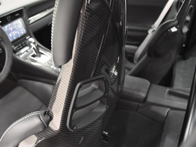 911 911GT3RS スポーツクロノPKG OP124 Fリフトシステム PDLS+ クラブスポーツPKG フルバケットシートカーボン カーボンインテリアPKG スポーツエグゾースト リバーシングカメラ F20R21inAW フロアマット 禁煙(13枚目)