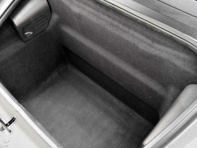 911 911GT3RS スポーツクロノPKG OP124 Fリフトシステム PDLS+ クラブスポーツPKG フルバケットシートカーボン カーボンインテリアPKG スポーツエグゾースト リバーシングカメラ F20R21inAW フロアマット 禁煙(19枚目)