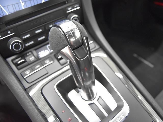 911 911GT3RS スポーツクロノPKG OP124 Fリフトシステム PDLS+ クラブスポーツPKG フルバケットシートカーボン カーボンインテリアPKG スポーツエグゾースト リバーシングカメラ F20R21inAW フロアマット 禁煙(23枚目)