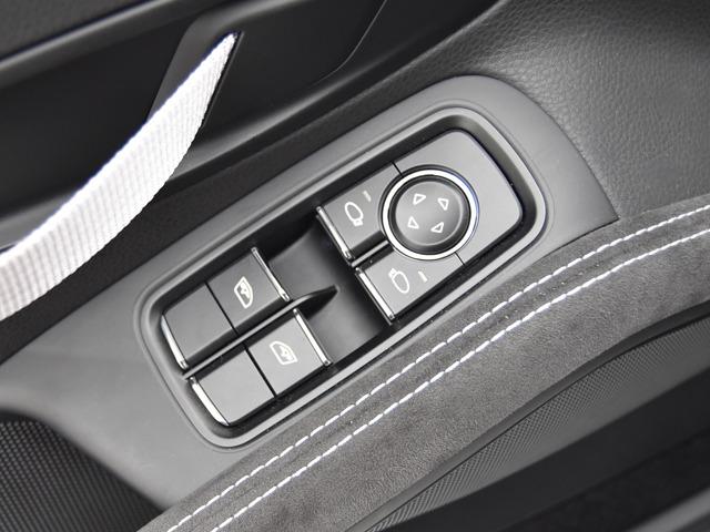 911 911GT3RS スポーツクロノPKG OP124 Fリフトシステム PDLS+ クラブスポーツPKG フルバケットシートカーボン カーボンインテリアPKG スポーツエグゾースト リバーシングカメラ F20R21inAW フロアマット 禁煙(29枚目)