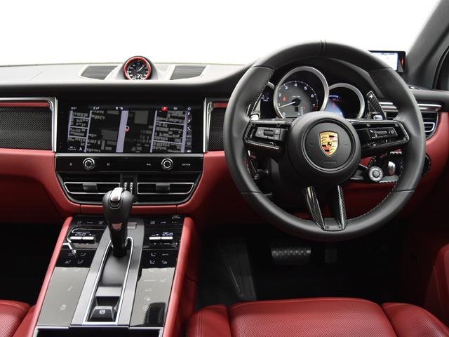 マカン マカンS スポーツクロノPKG OP336 エクステンデッドレザーPKGブラック/ボルドーレッド PSCB+ホワイトキャリパー エクステリアPKG カーボンインテリアPKG パノラマSR 前後シートH Fベンチレーター PDLS+(9枚目)