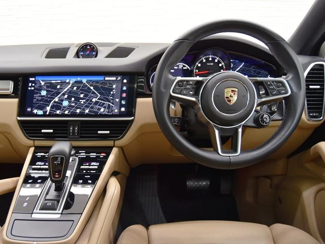 カイエンクーペ カイエンクーペ　プラチナエディション　スポーツクロノＰＫＧ　２０２３ｙモデル　２１ｉｎＡＷ　１４ｗａｙシートメモリーＰＫＧ　Ｆベンチレーター　ブラック／ベージュレザーインテリア　パノラマＳＲ　アクティブレーンキープ　ＰＤＬＳ　スモーカーＰＫＧ　ＢＯＳＥ　禁煙（12枚目）