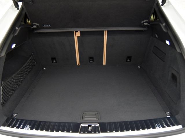 カイエンクーペ カイエンクーペ　プラチナエディション　スポーツクロノＰＫＧ　２０２３ｙモデル　２１ｉｎＡＷ　１４ｗａｙシートメモリーＰＫＧ　Ｆベンチレーター　ブラック／ベージュレザーインテリア　パノラマＳＲ　アクティブレーンキープ　ＰＤＬＳ　スモーカーＰＫＧ　ＢＯＳＥ　禁煙（19枚目）