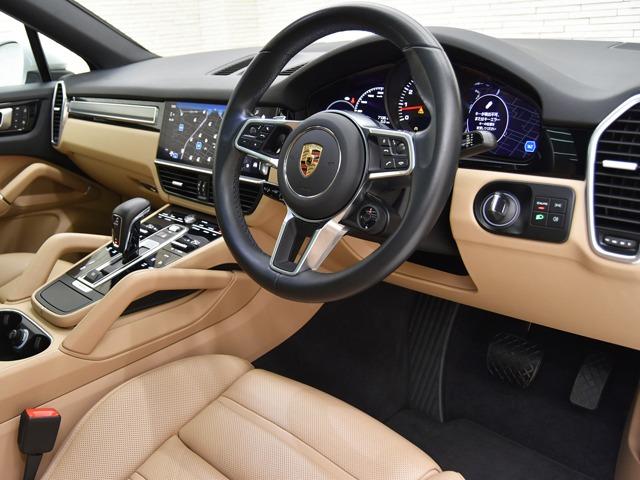 カイエンクーペ カイエンクーペ　プラチナエディション　スポーツクロノＰＫＧ　２０２３ｙモデル　２１ｉｎＡＷ　１４ｗａｙシートメモリーＰＫＧ　Ｆベンチレーター　ブラック／ベージュレザーインテリア　パノラマＳＲ　アクティブレーンキープ　ＰＤＬＳ　スモーカーＰＫＧ　ＢＯＳＥ　禁煙（24枚目）