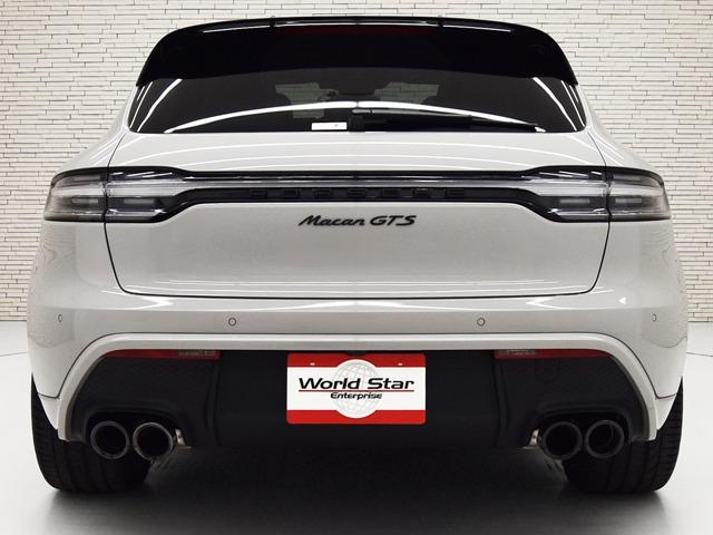 マカン マカンＧＴＳ　スポーツクロノＰＫＧ　ＯＰ２１３　ブラック／ベージュエクステンデッドレザーＰＫＧ　パノラマＳＲ　ＢＯＳＥ　１４ｗａｙ電動コンフォートシートメモリーＰＫＧ　Ｆベンチレーター　ＰＤＬＳ＋　ストレージＰＫＧ　スポーツエグゾースト（4枚目）