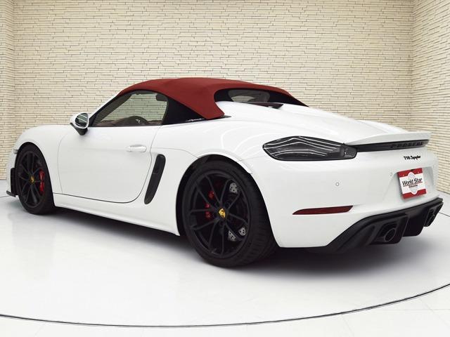 718スパイダー 718スパイダー スポーツクロノPKG OP159 左H/MT スパイダークラシックインテリアPKG サテンブラックAW塗装 BOSE シートH バイキセノンヘッドライトPDLS付 スモーカーPKG スポーツエグゾースト 20inAW 禁煙(2枚目)