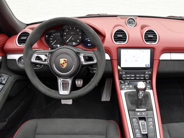 718スパイダー 718スパイダー スポーツクロノPKG OP159 左H/MT スパイダークラシックインテリアPKG サテンブラックAW塗装 BOSE シートH バイキセノンヘッドライトPDLS付 スモーカーPKG スポーツエグゾースト 20inAW 禁煙(13枚目)