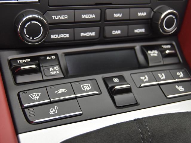 718スパイダー 718スパイダー スポーツクロノPKG OP159 左H/MT スパイダークラシックインテリアPKG サテンブラックAW塗装 BOSE シートH バイキセノンヘッドライトPDLS付 スモーカーPKG スポーツエグゾースト 20inAW 禁煙(25枚目)