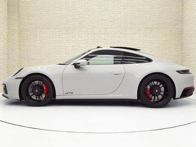 911 911カレラGTS スポーツクロノPKG OP256 Fアクスルリフトシステム Rアクスルステアリング ガラスSR トラフィックジャムアシスト付ACC BOSE ベンチレーター レーンチェンジ プライバシーガラス 黒革 シートH イオナイザー(6枚目)