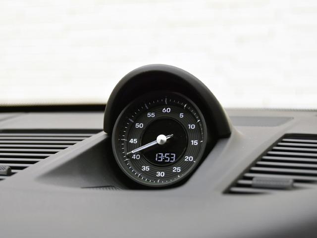 911 911カレラGTS スポーツクロノPKG OP256 Fアクスルリフトシステム Rアクスルステアリング ガラスSR トラフィックジャムアシスト付ACC BOSE ベンチレーター レーンチェンジ プライバシーガラス 黒革 シートH イオナイザー(15枚目)