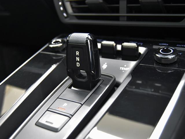 911 911カレラGTS スポーツクロノPKG OP256 Fアクスルリフトシステム Rアクスルステアリング ガラスSR トラフィックジャムアシスト付ACC BOSE ベンチレーター レーンチェンジ プライバシーガラス 黒革 シートH イオナイザー(25枚目)