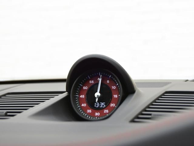 ９１１ ９１１カレラ４ＧＴＳ　スポーツクロノＰＫＧ　ＯＰ４０９　２０２３ｙモデル　ＧＴＳインテリアＰＫＧカーマインレッド　マットカーボンインテリアＰＫＧ　エクステリアＰＫＧハイグロスブラック　Ｆアクスルリフトシステム　ガラスＳＲ　ＡＣＣ　ＢＯＳＥ　禁煙（15枚目）