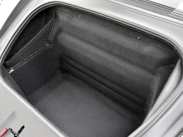 ９１１ ９１１カレラ４ＧＴＳ　スポーツクロノＰＫＧ　ＯＰ４０９　２０２３ｙモデル　ＧＴＳインテリアＰＫＧカーマインレッド　マットカーボンインテリアＰＫＧ　エクステリアＰＫＧハイグロスブラック　Ｆアクスルリフトシステム　ガラスＳＲ　ＡＣＣ　ＢＯＳＥ　禁煙（19枚目）