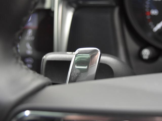 マカン マカンＧＴＳ　スポーツクロノＰＫＧ　ＯＰ１３１　２０２４ｙモデル　ＧＴＳインテリアＰＫＧカーマインレッド　パノラマＳＲ　ＰＤＬＳ＋　スポーツエグゾースト　プライバシーガラス　ＦシートＨ　ＡＣＣ　レーンディパーチャーウォーニング　禁煙（22枚目）