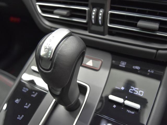 マカン マカンＧＴＳ　スポーツクロノＰＫＧ　ＯＰ１３１　２０２４ｙモデル　ＧＴＳインテリアＰＫＧカーマインレッド　パノラマＳＲ　ＰＤＬＳ＋　スポーツエグゾースト　プライバシーガラス　ＦシートＨ　ＡＣＣ　レーンディパーチャーウォーニング　禁煙（23枚目）