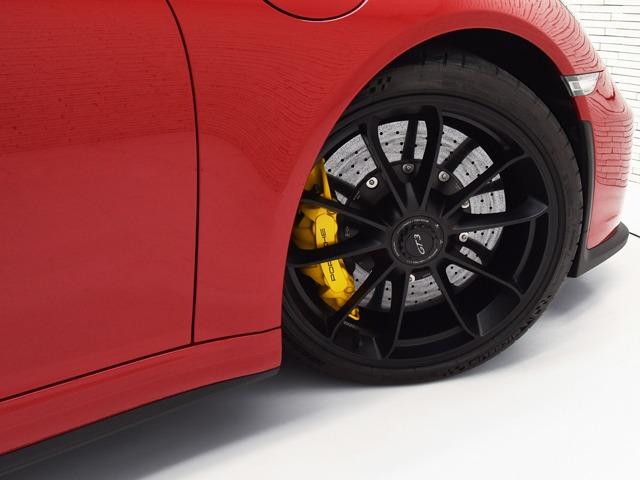 911 911GT3 スポーツクロノPKG OP530 PCCB+イエローキャリパー 黒革 PDLS+ Fリフト BOSE ブラック塗装AWシルクグロス カーボンインテリアPKG リバーシングカメラ プライバシーガラス スポーツエグゾースト(20枚目)