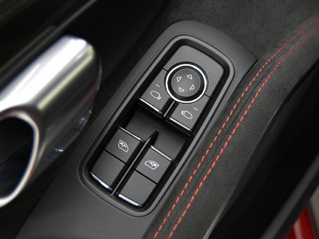 911 911GT3 スポーツクロノPKG OP530 PCCB+イエローキャリパー 黒革 PDLS+ Fリフト BOSE ブラック塗装AWシルクグロス カーボンインテリアPKG リバーシングカメラ プライバシーガラス スポーツエグゾースト(28枚目)
