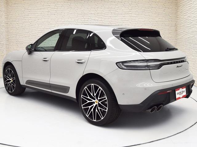 マカン マカンT スポーツクロノPKG 2024yモデル パノラマSR 21inAW LEDテールライトティンテッド ブラック/ボルドーレッドレザーPKG カラークレストホイールセンターキャップ ACC プライバシーガラス レーンチェンジ(2枚目)