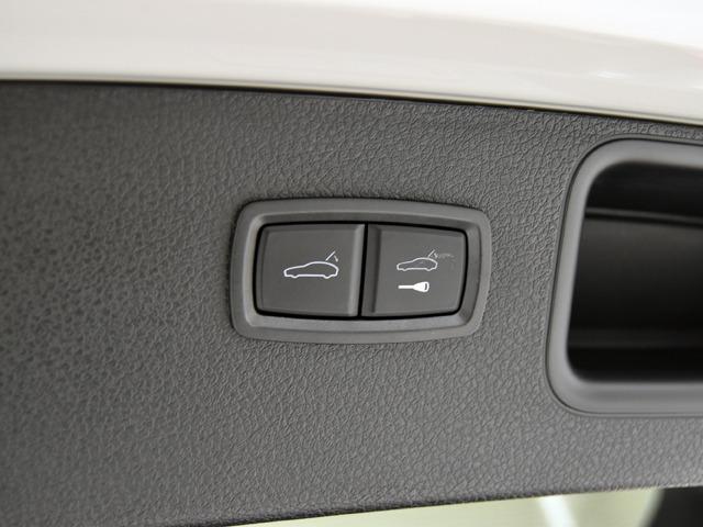 マカン マカンT スポーツクロノPKG 2024yモデル パノラマSR 21inAW LEDテールライトティンテッド ブラック/ボルドーレッドレザーPKG カラークレストホイールセンターキャップ ACC プライバシーガラス レーンチェンジ(24枚目)