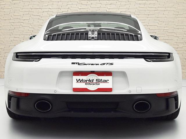 ９１１ ９１１カレラＧＴＳ　スポーツクロノＰＫＧ　ＯＰ４８４　ＧＴＳインテリアＰＫＧカーマインレッド　エクステンドマットカーボンインテリアＰＫＧ　１８ｗａｙスポーツシート　Ｆアクスルリフト　ガラスＳＲ　リアアクスルステアリング　ＰＤＬＳ＋　ＡＣＣ（4枚目）