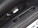 ９１１カレラＧＴＳ　スポーツクロノＰＫＧ　ベンチレーター　ポルシェエントリー＆ドライブ　スポーツエグゾースト　前後Ｐセンサー＋Ｂカメラ　パワステ＋　２０ｉｎＡＷ　黒革　ライトデザインＰＫＧ　ＧＴスポーツステアリングホイール　シートＨ　ＰＤＬＳ（27枚目）