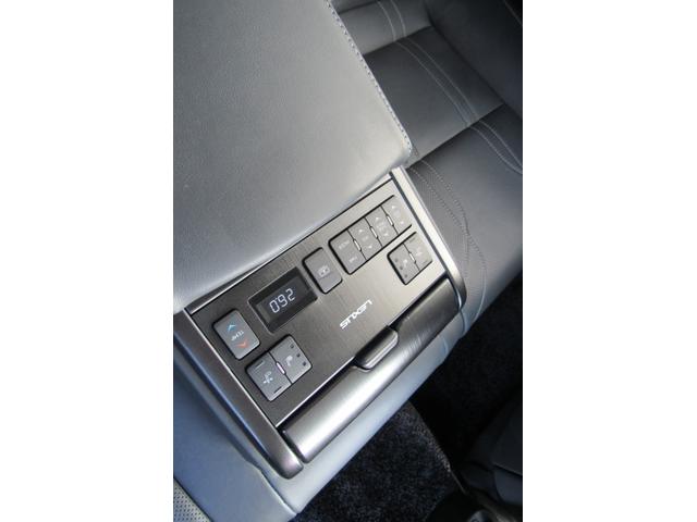 ES ES300h バージョンL 禁煙/黒革シート/サンルーフ/純正SDナビ/フルセグTV/Bluetooth/全周囲カメラ/ETC/ドラレコ/パワートランク/OPリアスポイラー/シートヒーター/シートエアコン/BSM/HUD/LSS(44枚目)