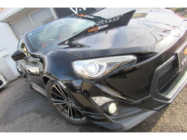 ８６ ＧＴ　クラッチ交換済み／ＴＲＤフルエアロ／フェンダーエクステンションン／トランクスポイラー／エアロスタビライジンカバー／ドアスタビライザー／カラーフェンダーフィン／ハイレスポンスマフラー／クイックシフト（14枚目）