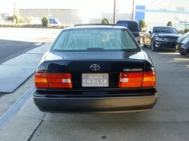 セルシオ Ｂ仕様　ｅＲバージョン　・サンルーフ・黒革・マルチ・純正バネサス・純正オプションメッキＡＷ・純正３面カーテン・社外ＤＶＤプレーヤー・ＥＴＣ・ＨＩＤ（9枚目）