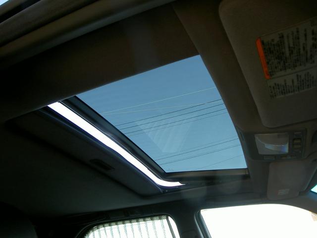 セルシオ Ｂ仕様　ｅＲバージョン　・サンルーフ・黒革・マルチ・純正バネサス・純正オプションメッキＡＷ・純正３面カーテン・社外ＤＶＤプレーヤー・ＥＴＣ・ＨＩＤ（55枚目）