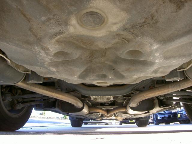 セルシオ Ｂ仕様　ｅＲバージョン　・サンルーフ・黒革・マルチ・純正バネサス・純正オプションメッキＡＷ・純正３面カーテン・社外ＤＶＤプレーヤー・ＥＴＣ・ＨＩＤ（76枚目）