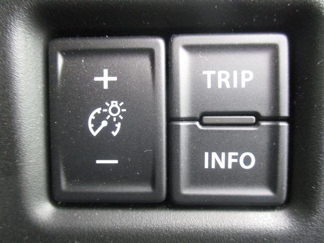 ハスラー タフワイルド　スマートキー、衝突防止機能、プッシュスタート、全方位モニター付きナビ、オートライト、オートエアコン、横滑り防止機能、車線逸脱警報、シートヒーター、ステアリングスイッチ、コーナーセンサー（8枚目）