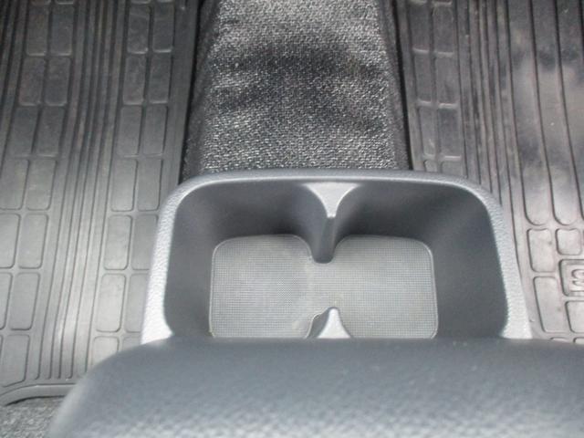 キャリイトラック KU KUエアコン・パワステ(地区限定車)エアコン、パワーステアリング、フロア5MT、パートタイム4WD高低二段切替式 (後輪駆動ベース)、シルキーシルバーメタリック(49枚目)