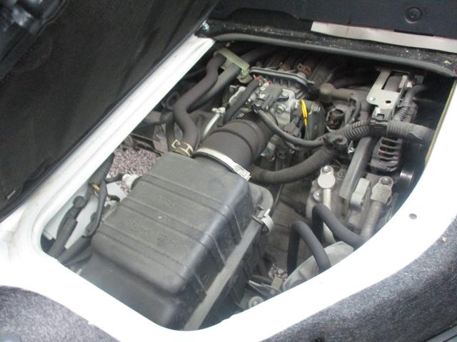 キャリイトラック KU KUエアコン・パワステ(地区限定車)エアコン、パワーステアリング、フロア5MT、パートタイム4WD高低二段切替式 (後輪駆動ベース)、シルキーシルバーメタリック(57枚目)