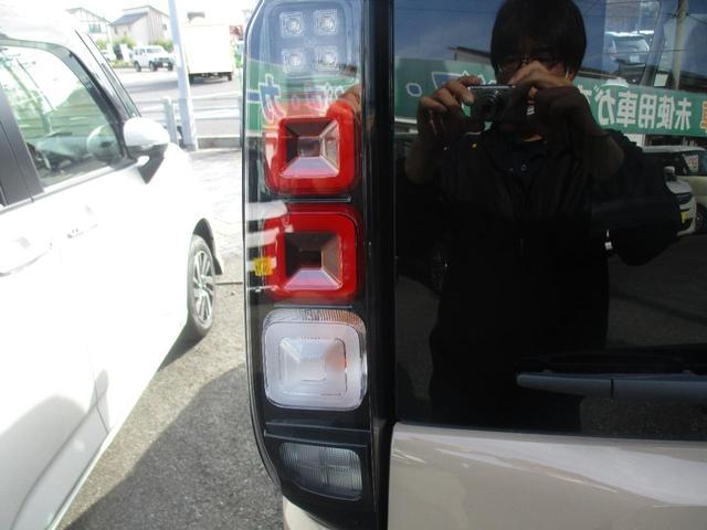 デリカミニ Ｇ　プレミアム　スマートキー、衝突防止機能、両側電動スライドドア、ステアリングスイッチ、電子パーキング、プッシュスタート、アイドリングストップ、オートライト、シートヒーター、ステアリングヒーター、全方位カメラ（15枚目）