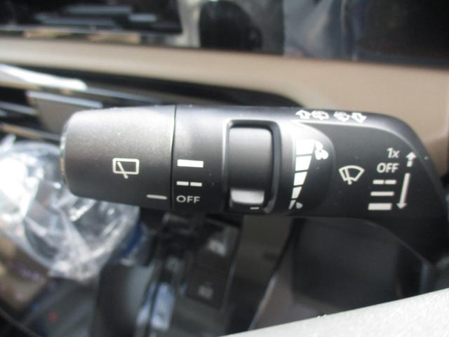 デリカミニ Ｇ　プレミアム　スマートキー、衝突防止機能、両側電動スライドドア、ステアリングスイッチ、電子パーキング、プッシュスタート、アイドリングストップ、オートライト、シートヒーター、ステアリングヒーター、全方位カメラ（24枚目）