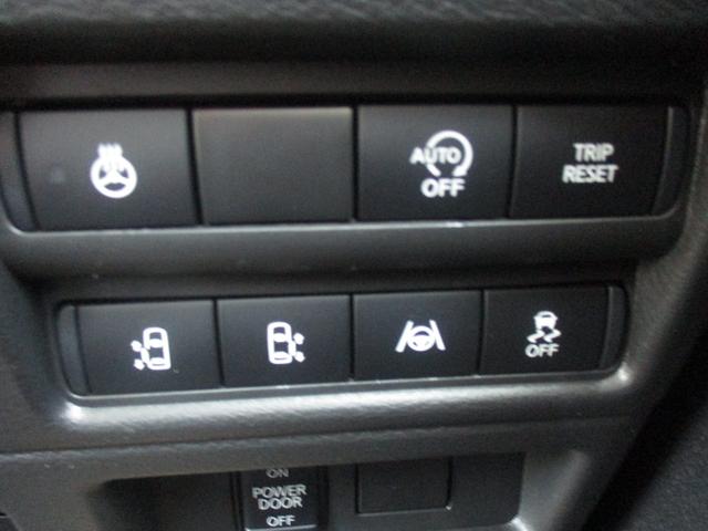 デリカミニ Ｇ　プレミアム　スマートキー、衝突防止機能、両側電動スライドドア、ステアリングスイッチ、電子パーキング、プッシュスタート、アイドリングストップ、オートライト、シートヒーター、ステアリングヒーター、全方位カメラ（33枚目）