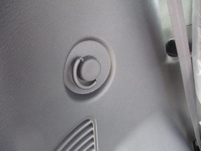 デリカミニ Ｇ　プレミアム　スマートキー、衝突防止機能、両側電動スライドドア、ステアリングスイッチ、電子パーキング、プッシュスタート、アイドリングストップ、オートライト、シートヒーター、ステアリングヒーター、全方位カメラ（55枚目）